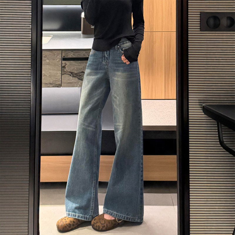 American Retro Blue Straight-Leg Flared Jeans for Women, Autumn, Plus Size, High-Waisted, Slimming, Non-Tight Flared Pants