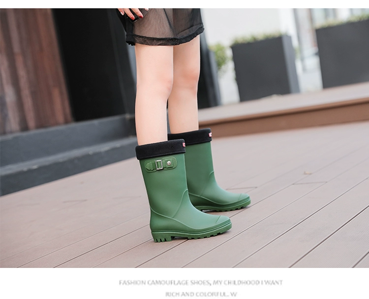 Giày đi mưa thời trang Hàn Quốc mới 2018 Giày nữ chống nước cho người lớn không thấm nước trong ống đi mưa chống thấm nước cộng với đôi giày nhung ấm nước giày đi mưa cho bé