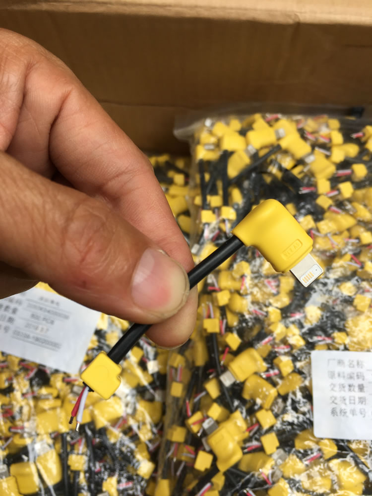 Apple iPhone charging cable plug mobile charging power cable 5V2 1A gold-plated head big brand goods