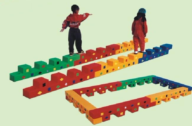 Balance beam Kindergarten balance beam Single-plank bridge Children's sensory integration training equipment Multifunctional plastic walking pier