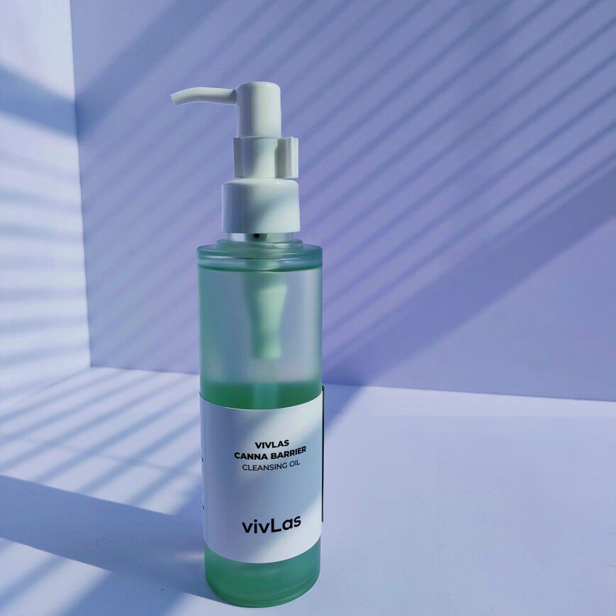 Pick and drain VIVLAS meritocratic makeup oil hemp seed Makeup Remover oil mild without irritating deep cleaning 145ml