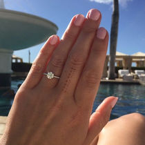 Zhongtang language 50 points diamond ring marriage proposal wedding ring 30 points diamond wedding ring flower GIA naked Diamond customization