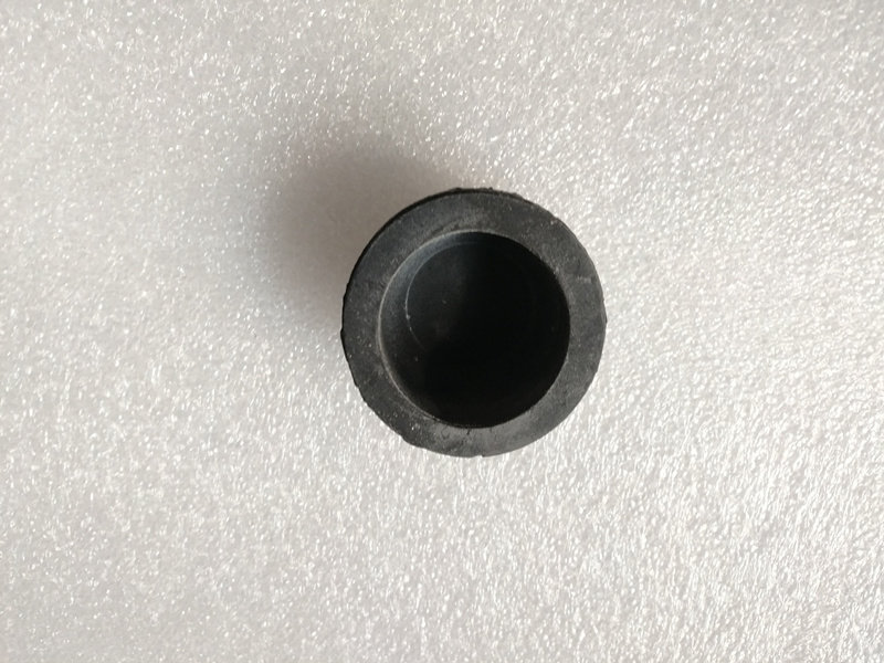 如何选择合适的伊兰特途胜赛拉图狮跑后减震器上盖?