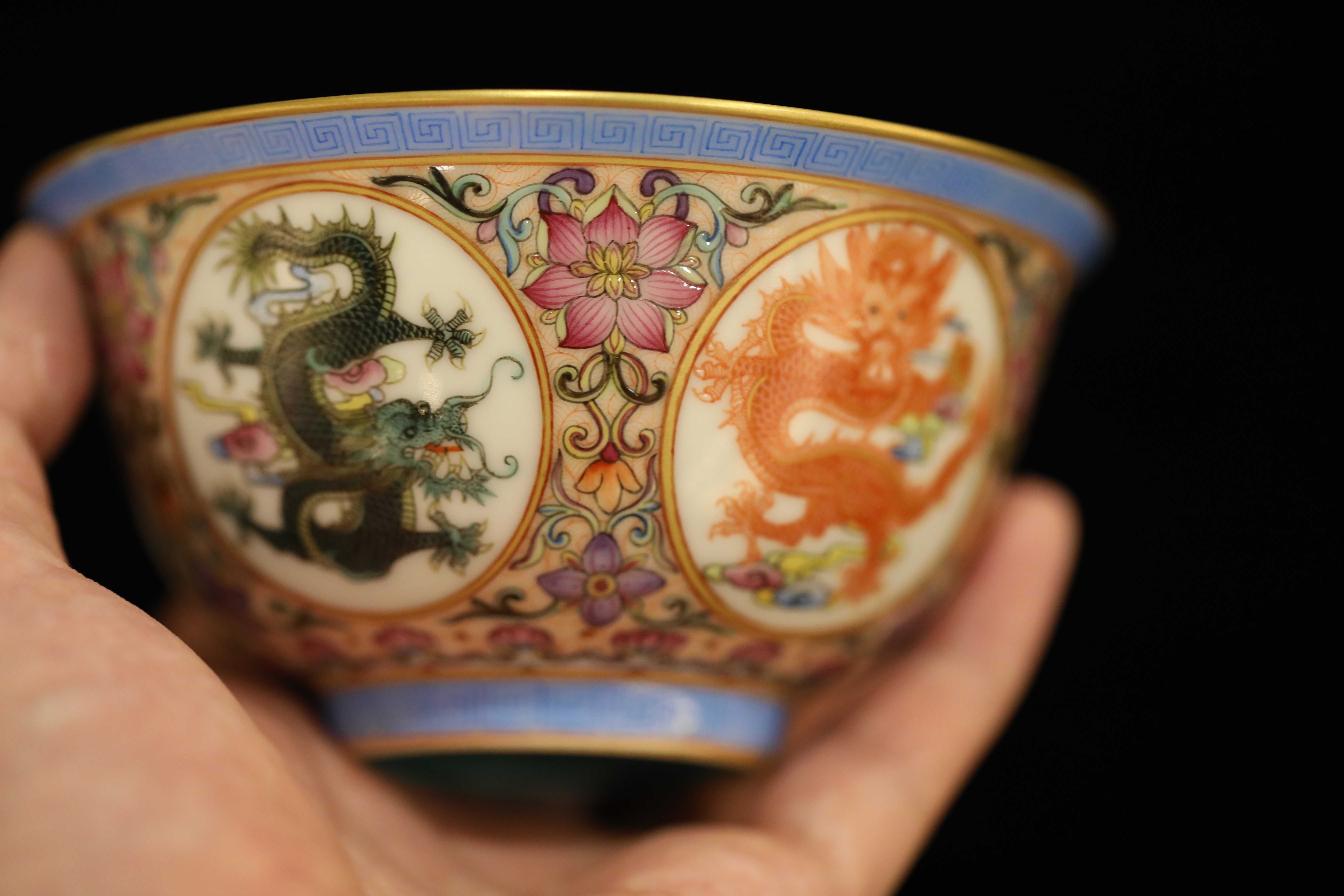 Jue kiln pastel heavy industry window Bowl early spot orphan