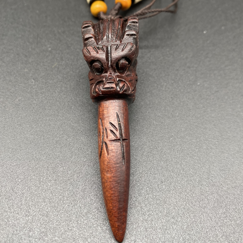 Lightning strike date wood dragon tooth sky denture pure hand