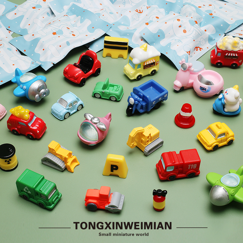 Children's Mini Simulation Car Surprise Blind Bag Small Airplane Miniature Cartoon Model Toy New Year's Gift Small Ornament