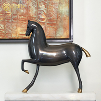 Desktop Swing Piece Brass Tangma High-end Atmosphere Feng Shui Sheng Wine Cabinet Creative Genguan Adornment Living Room Sculpture