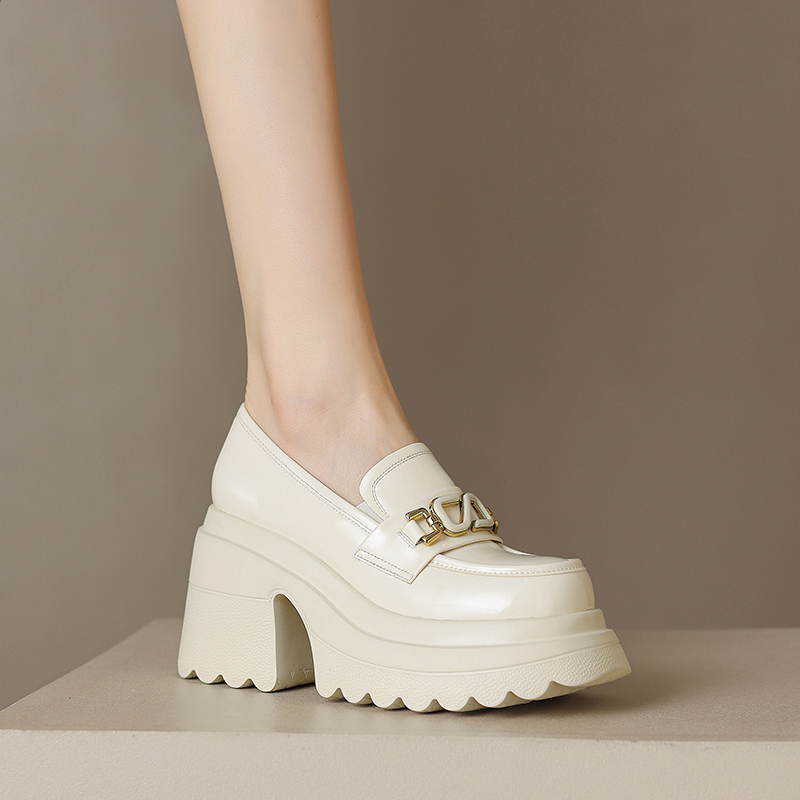 2026 New Spring Thick-Soled Height-Increasing Loafers for Petite Women, Chain Small Leather Shoes, Genuine Leather 10cm High-Heeled Single Shoes
