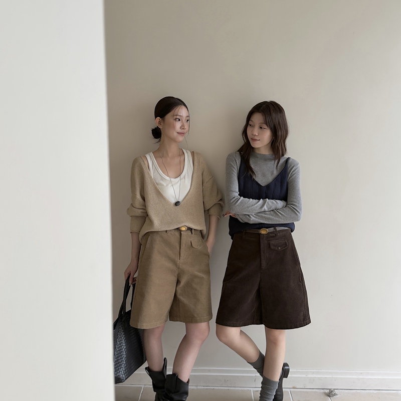 Icciicc-2902 Autumn Women's Slimming Corduroy Mid-Length Casual Shorts Cotton Material