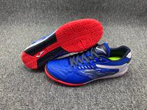 Foreign trade football shoes and bullish soles indoor flat in mens football training shoes and wooden plate cement floor soccer shoes
