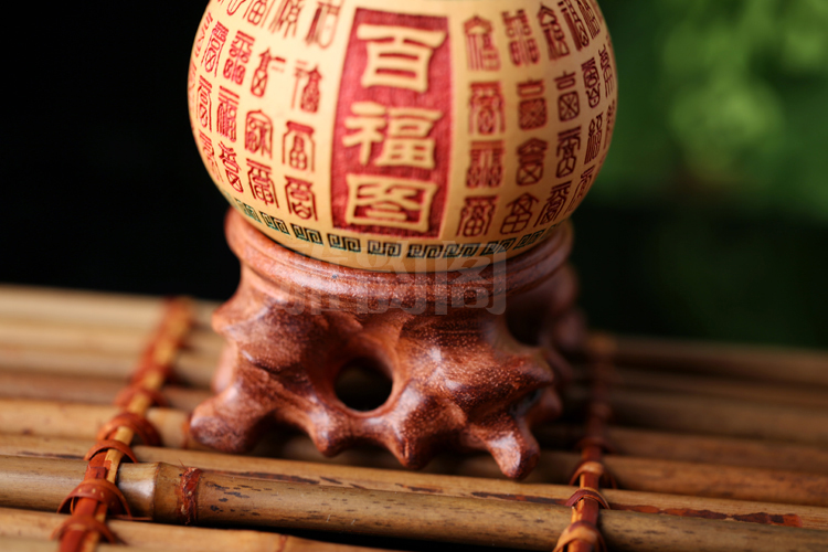 Wenwan quả bầu nhỏ quả óc chó pha lê tròn rắn gỗ cơ sở rỗng gỗ gụ chạm khắc thủ công đồ trang trí - Trang trí nội thất decor phòng ngủ đơn giản