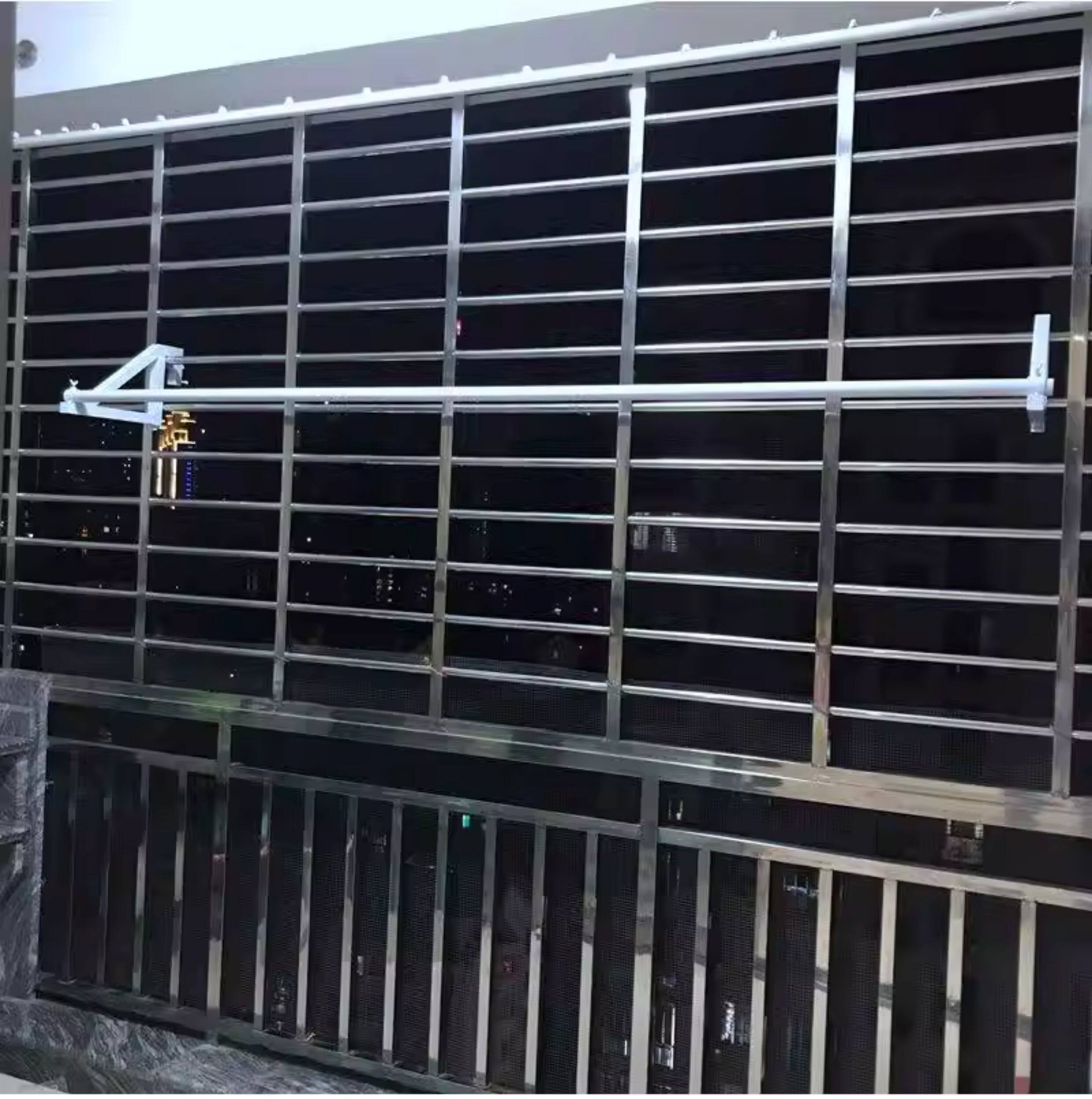 Балкон стойки .实用新品阳台防盗网窗户挂式室内外专用免打孔晾衣架晾衣杆可拆 Totem