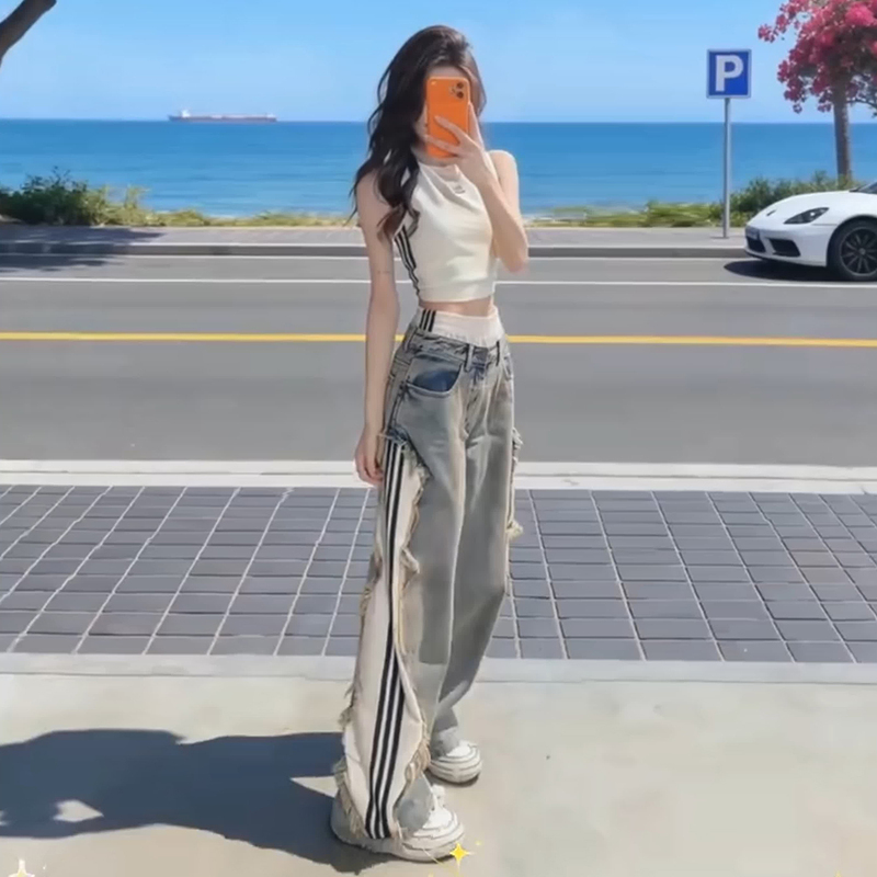 Very Stylish Hot Girl Casual Sports Suit for Women, Summer Age-Reducing Trendy Vest with Spliced Denim Wide-Leg Pants Two-Piece Set