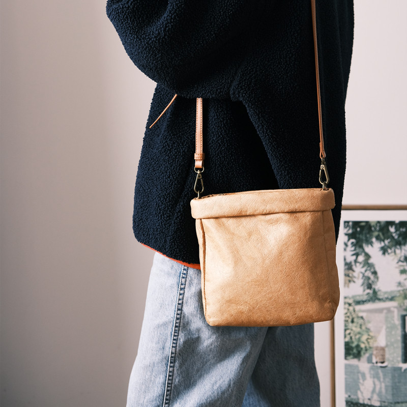 Minimalist DuPont Paper Waterproof Kraft Paper Crossbody Bag for DJI Pocket 3, Small Square Vintage Japanese Style Pleated Bag for Women - Thumbnail 3