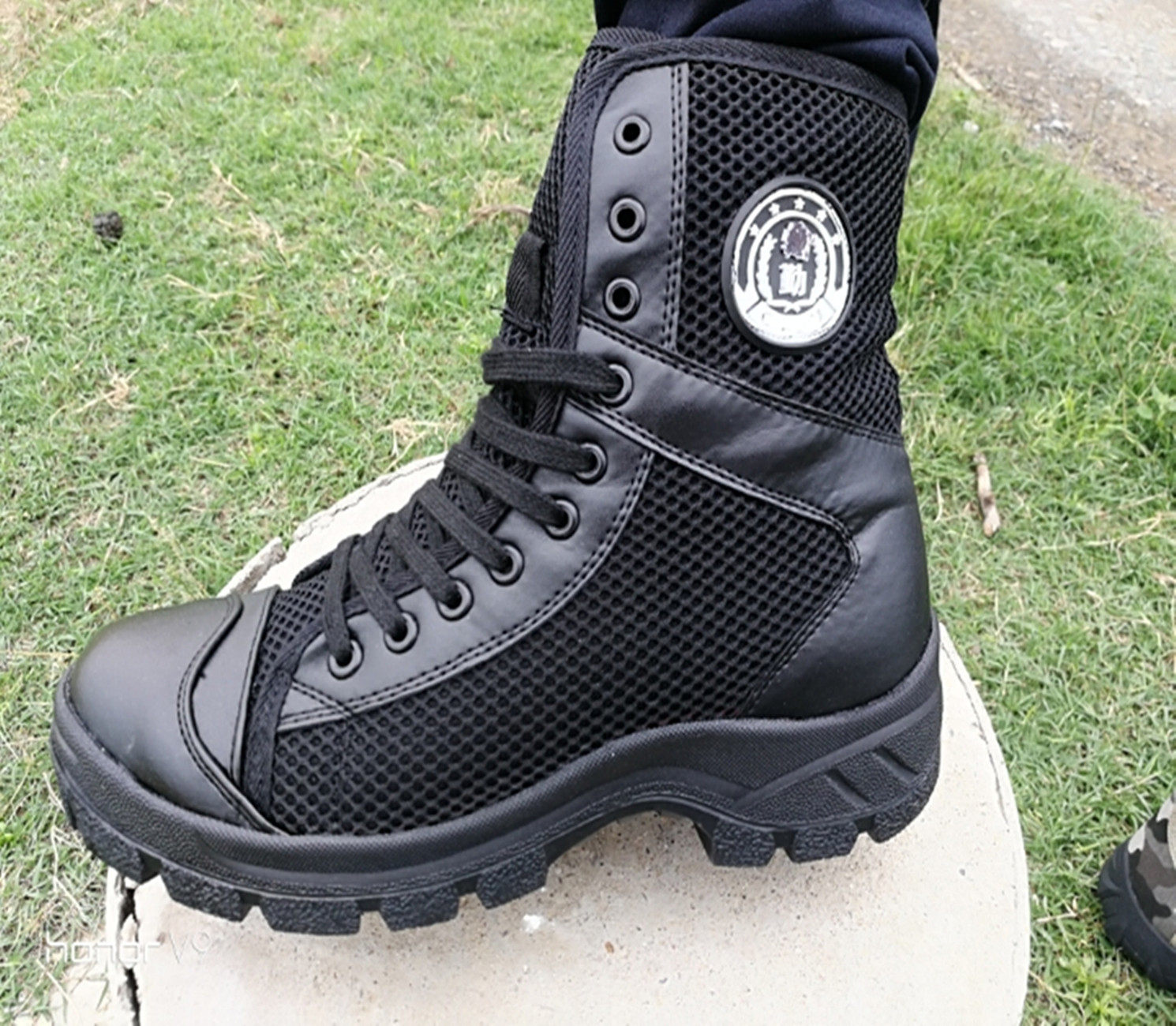 Winter men's black combat boots canvas mesh boots padded bottom plus velvet special service boots security boots women's duty shoes security shoes