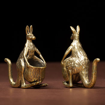 Antiques and miscellaneous antique bronze kangaroo ornaments home office desktop tea pet decoration gifts and crafts