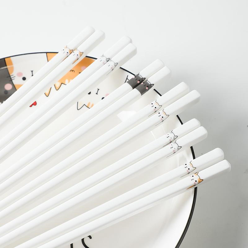 Ceramic Chopsticks for Home Use, High-End New Model, Mold-Resistant, High-Temperature Resistant, Light Luxury, High-End White Porcelain Chopsticks