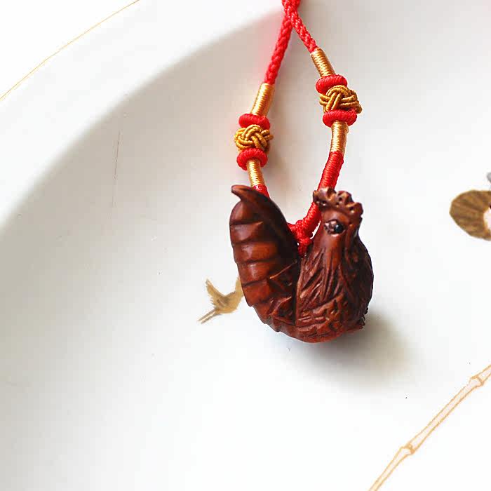 Finely Carved Peach Wood Chicken Handmade Pendant Key Buttoned Solid Chicken Necklace Carry-on cock Three-to-your-person's six co-zodiac