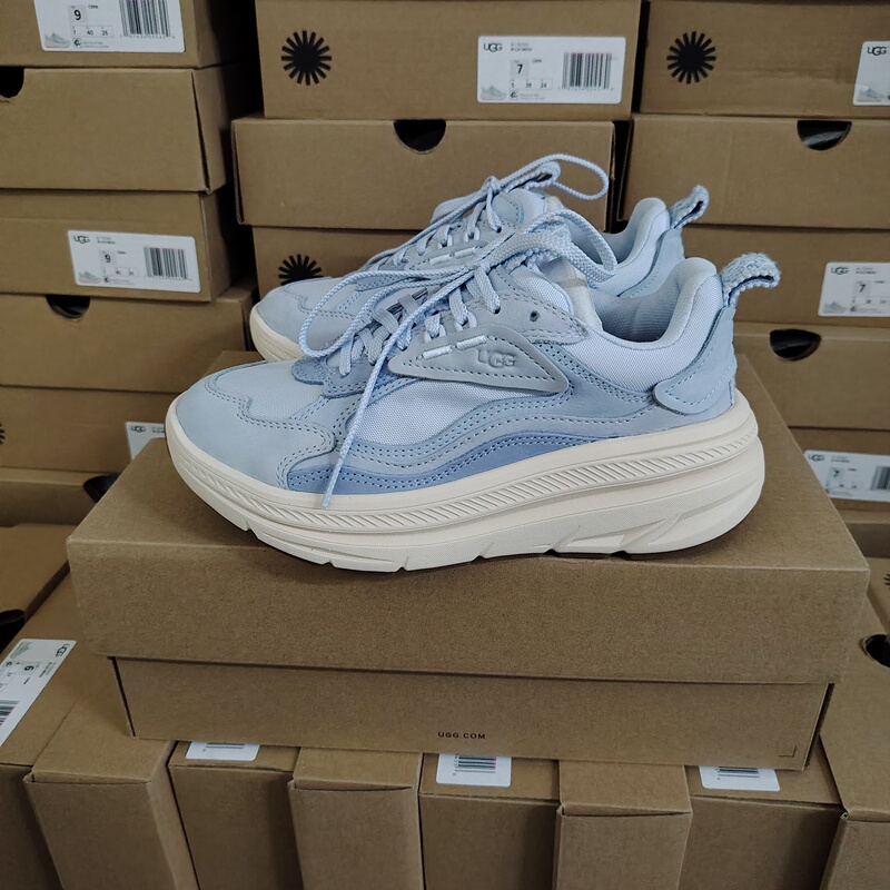 Ugg Genuine Women's Fashion Casual Shoes, Sports Shoes, Comfortable, Breathable and Versatile, Brand Genuine 1137651