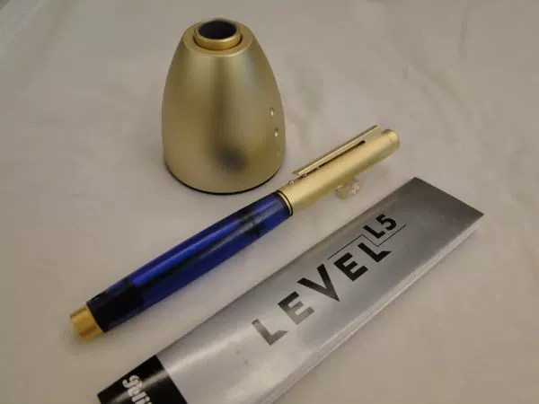 Германия PELIKAN LEVEL 5 (L5) серия позолоченная крышка 18K золотой перьевой ручки