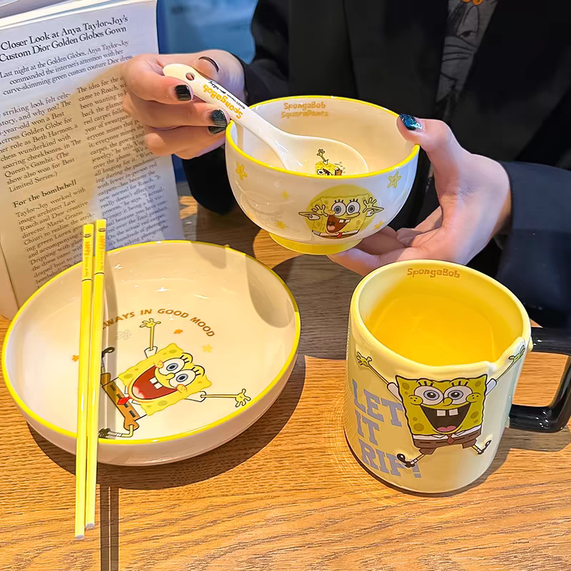 马卡龙陶瓷家居的LOGO