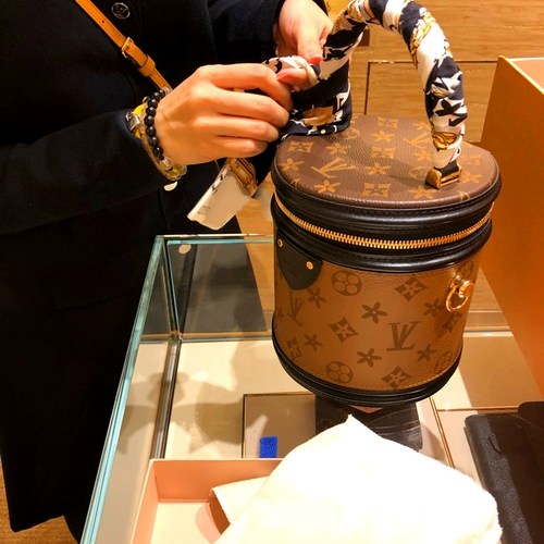 Shanghai Cang Spot Little Red Book Рекомендуем