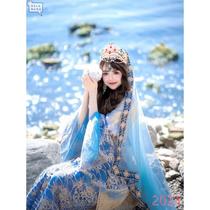 Xinjiang Kashgar girls clothing Uyghur ethnic style exotic lace embroidery travel photography photo clothing