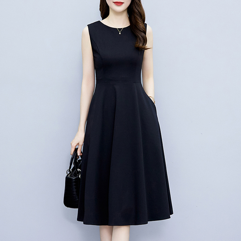 Black Sleeveless Long Dress for Women, 2025 Summer New Style, Waist-Cinching, Slimming, Hepburn Style, Base Tank Dress, Little Black Dress Black Sleeveless Long Dress for Women, 2025 Summer New Style, Waist-Cinching, Slimming, Hepburn Style, Base Tank Dress, Little Black Dress