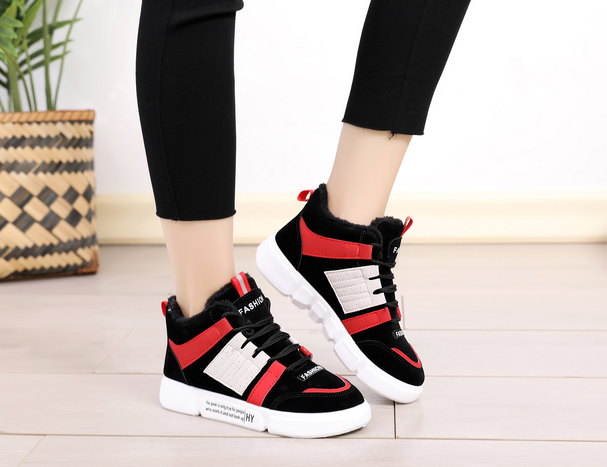 Mùa thu đông 2018 mới giày cao cổ nữ thông thường cộng với nhung ulzzang sinh viên Hàn Quốc giày trắng phẳng giày thể thao nữ
