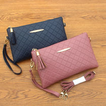 The new middle-aged and elderly people clutch middle-aged women buy food package mother Ms. Messenger Bag Phone purse