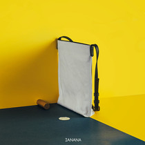 Three bananas new original design minimalist crossbody bag square bag casual shoulder wrinkled tanned leather bag