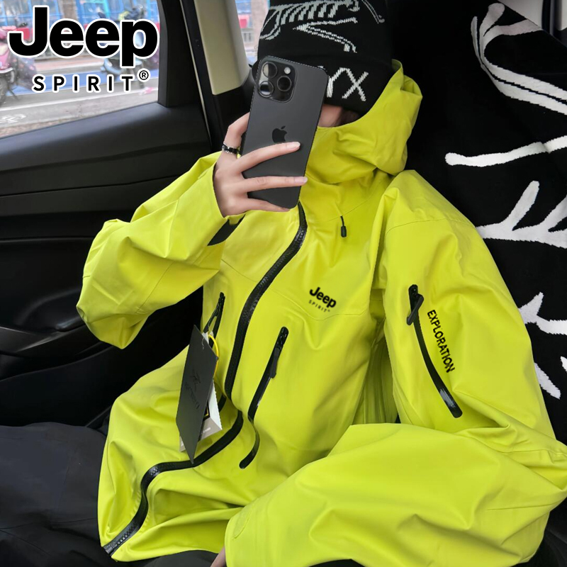 Jeep Fluorescent Green Softshell Jacket for Men and Women 2025 New Autumn Outdoor Three-In-One Jacket Workwear Trendy