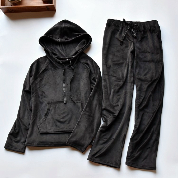 New European and American Style Plus-Size Gold Velvet Long-Sleeved Pajamas for Women, Suitable for Spring and Autumn, Casual and Can Be Worn Outside, Sporty Loungewear Set