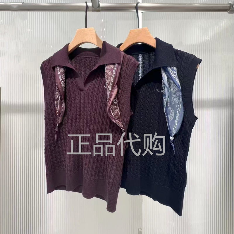 Domestic Regulations for 2026 Summer and Autumn: New Polo Collar Sleeveless Knit Sweater for Women, Slim Fit Silk Scarf Collar Cable Knit Sweater Top