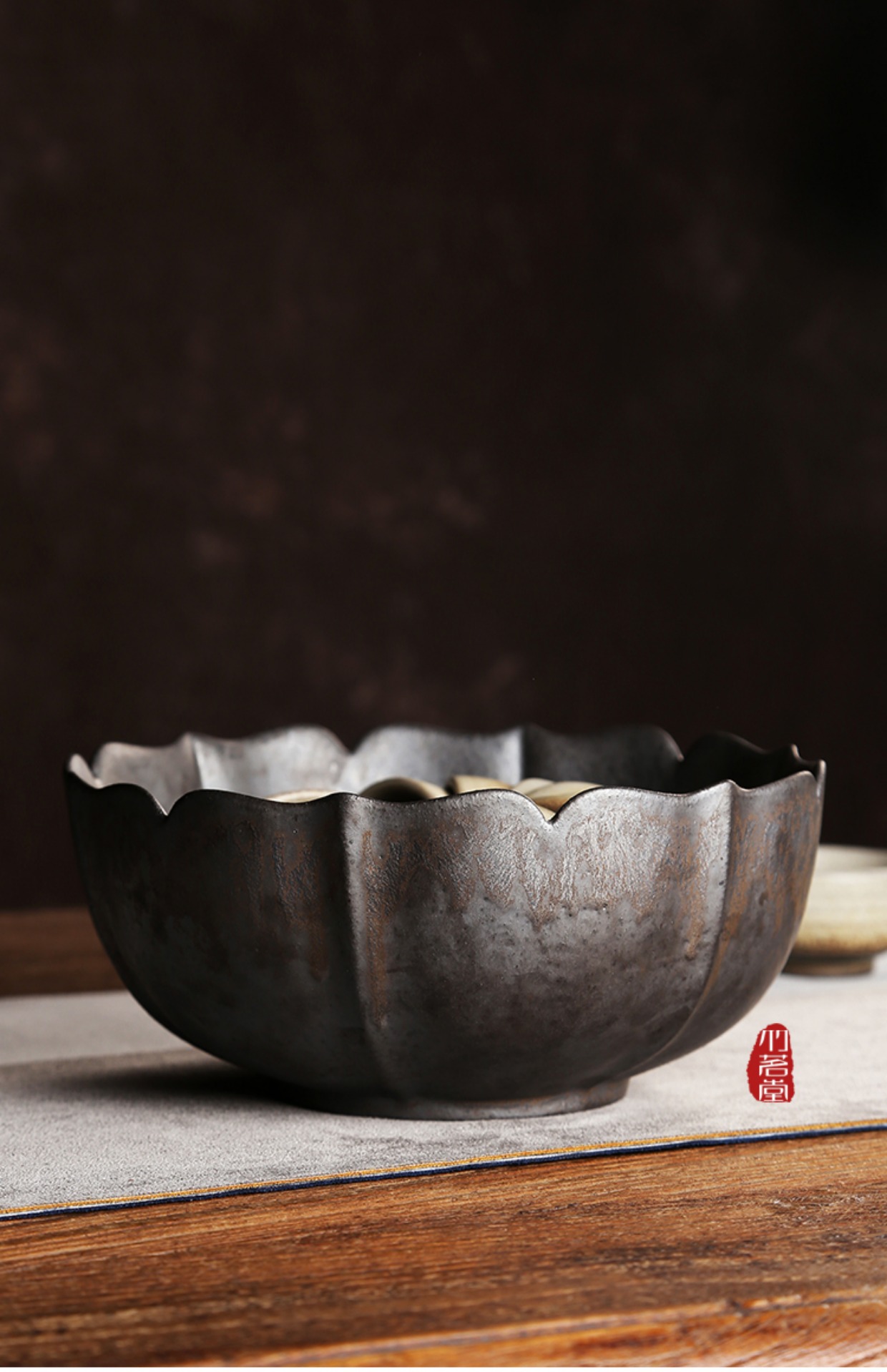 Nước rửa chén bằng gốm hoa sen Đồ dùng gia đình bằng đá rửa chén đặt bộ trà trà phụ kiện nước Trà Jianshui xỉ đá thô lớn - Trà sứ bình ủ trà