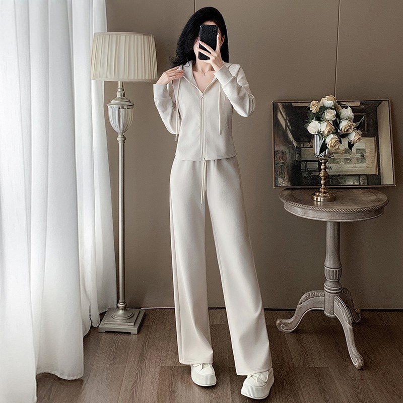 2026 New Brand Apricot-Colored Hooded Cardigan + Wide-Leg Pants Set for Women, 2026 Autumn and Winter Fleece-Lined Outfit Set 2026 New Brand Apricot-Colored Hooded Cardigan + Wide-Leg Pants Set for Women, 2026 Autumn and Winter Fleece-Lined Outfit Set