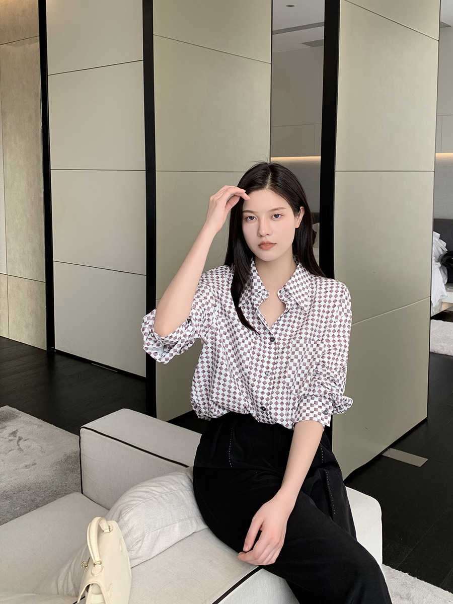 K sister homemade checkerboard shirt high elastic silk lapel digital print single-breasted loose casual shirt Women