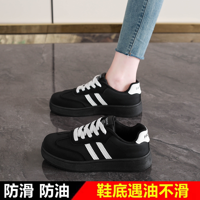 Kitchen-Specific Non-Slip Shoes for Women, Soft-Soled, Oil-Proof, Waterproof, Breathable, Suitable for Working in Restaurants, Standing for Long Periods Without Getting Tired, for the Kitchen in Canteens, Summer