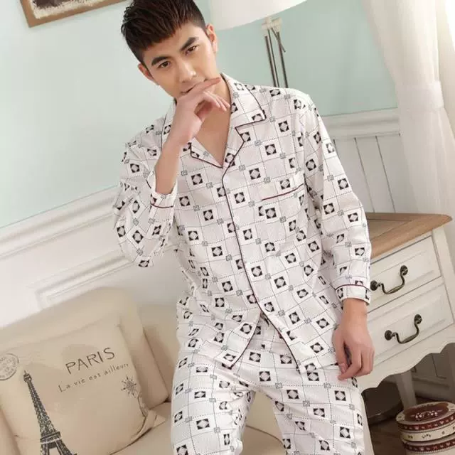 Bộ đồ ngủ dài tay mùa xuân và mùa thu nam thiết lập phiên bản trẻ trung và trung niên của bộ đồ ngủ nam phù hợp với dịch vụ gia đình trung niên