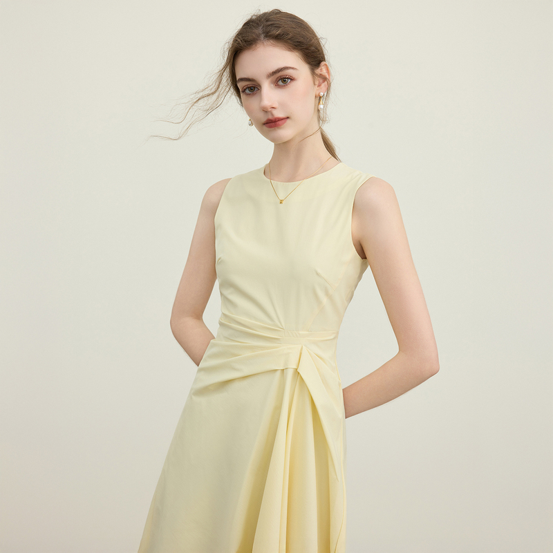 High-End Cotton Design Sleeveless Dress with a Sophisticated Feel, Ruched Dress for Women, Summer 2026 New Style, Elegant Yellow Tank Dress
