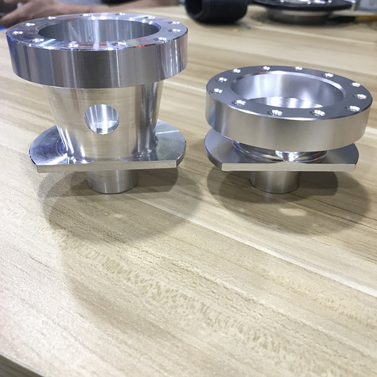 Xe sửa đổi tay lái cơ sở chuyển đổi tất cả nhôm phổ thấp phần kết nối ghế đua an toàn kết nối tay lái - Sửa đổi ô tô cây lau rửa xe ô tô