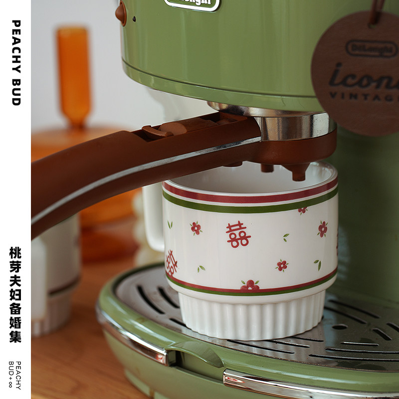 Douyin Xiaohongshu Peach Bud couple) retro happy word mug wedding companion hand gift vintage wedding gift