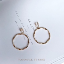 Super texture big ring ear clip exaggerated round face face face small mosquito coil ear clip cool earring earrings female