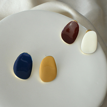 Autumn and winter retro ear decoration without earbuds Mosquito Coil Ear Clip Fashion Advanced Sensation Earrings for New Year Anti-Allergy Ear Nails