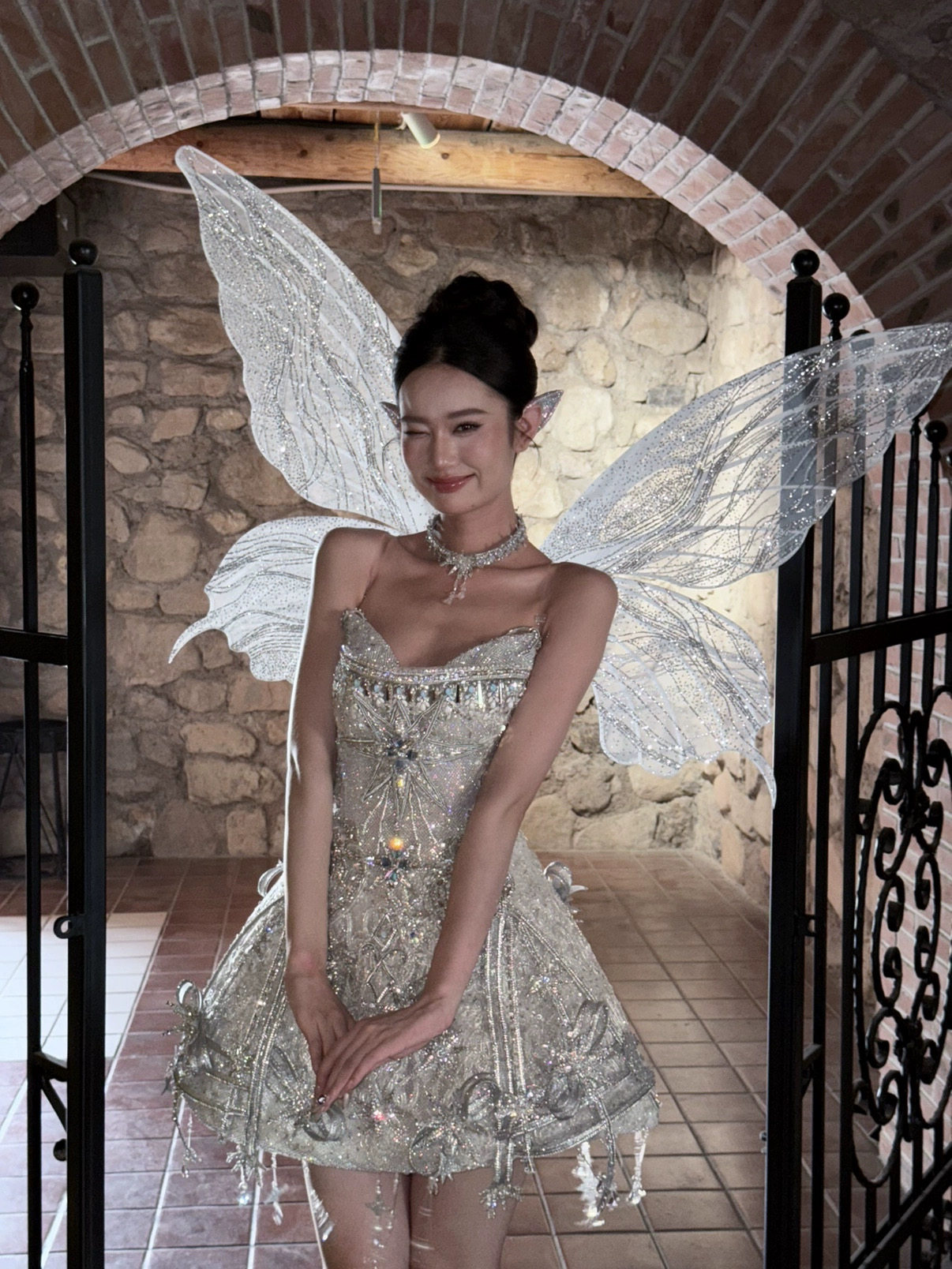 2025's hottest butterfly fairy wing photo props: recommended! | exclusively  designed with qianshu high-end wedding dresses  get the same ethereal fairy  back embellishment for stunning photo ops!