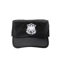 Черный кепку безопасности