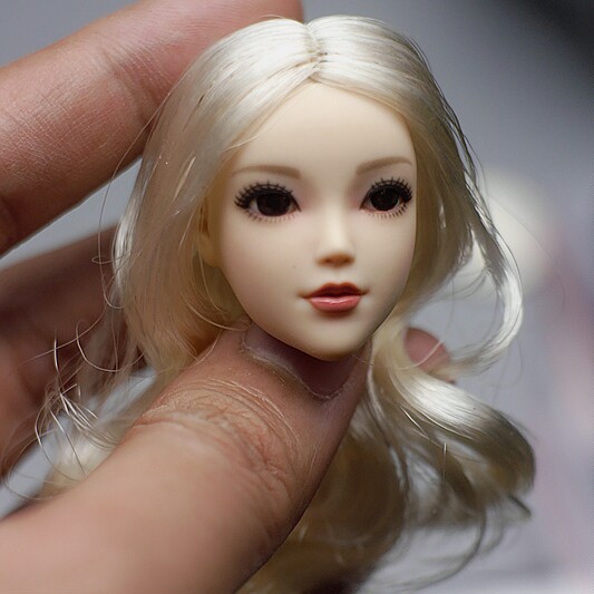 Tianyimei 1 6 female soldiers silver hair white hair movable eye female head carving hair transplant 6 points baby OB wind white skin BJD