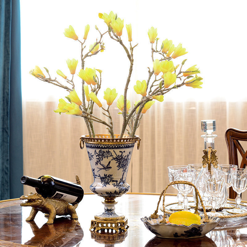 Neoclassical copper-clad ceramic blue and white porcelain decoration decoration European living room dining table entrance Retro dry flower vase