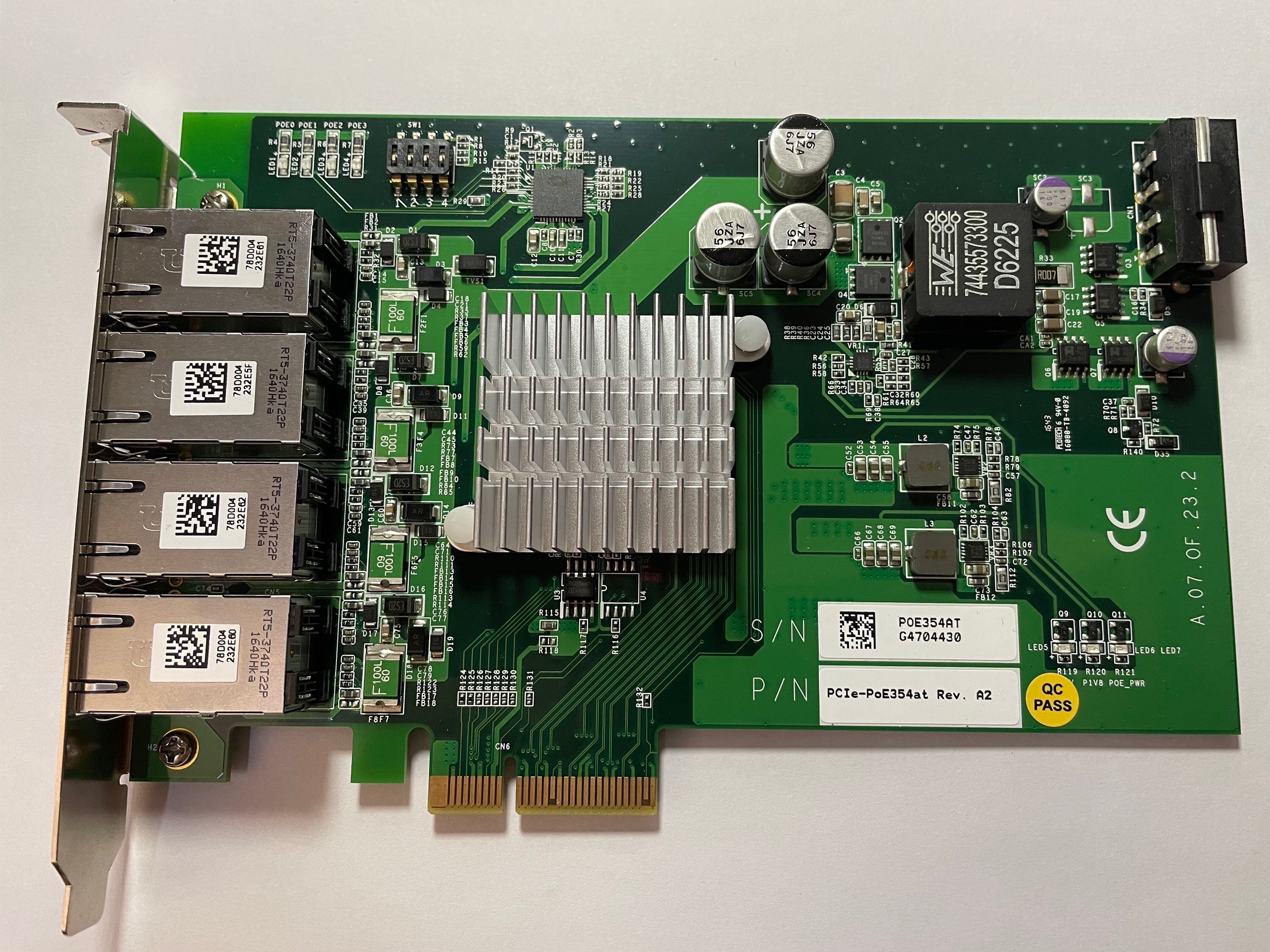 Original dress PCIe-poE354at Rev A2 Image collection Internet interface card to color new spot