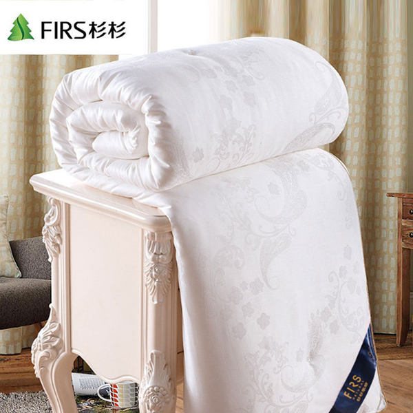 Firs 杉杉 100%桑蚕丝 蚕丝被 空调被 3斤 优惠券折后¥99起包邮(¥219-120) Firs 杉杉 100%桑蚕丝 蚕丝被 空调被 3斤 优惠券折后¥99起包邮(¥219-120)